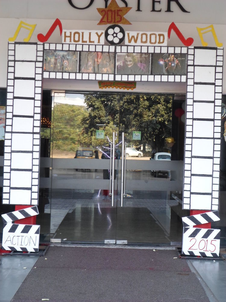 ホテル オイスター Chandīgarh エクステリア 写真